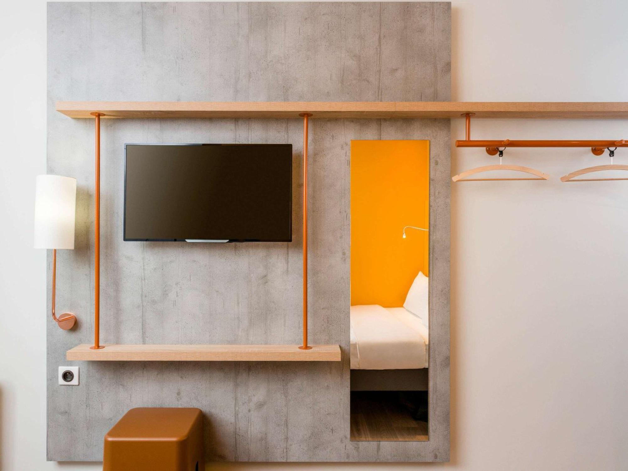 Ibis Budget Rouen Nord Isneauville Exteriör bild